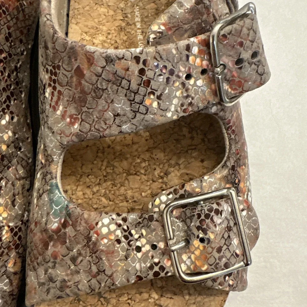 SAS Women's Relaxed Heel Strap Sandal Size 6.5 M Snakeskin Print Comfort Walking